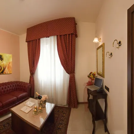 מלון Du Soleil 4*