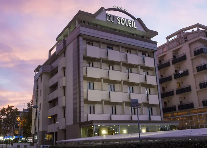 Du Soleil Hotel