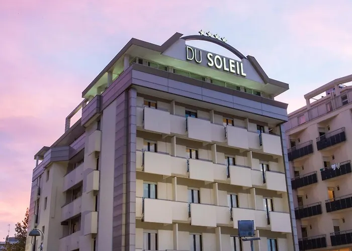 ホテル Du Soleil 4*