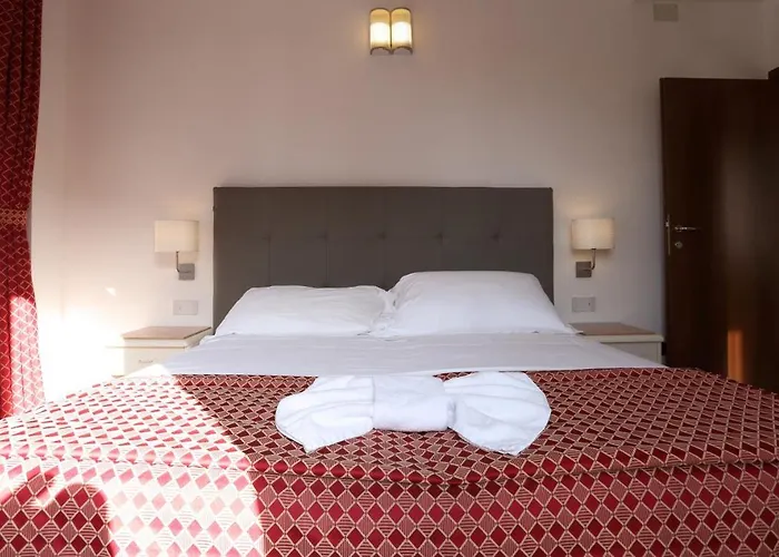 Du Soleil فندق ريميني